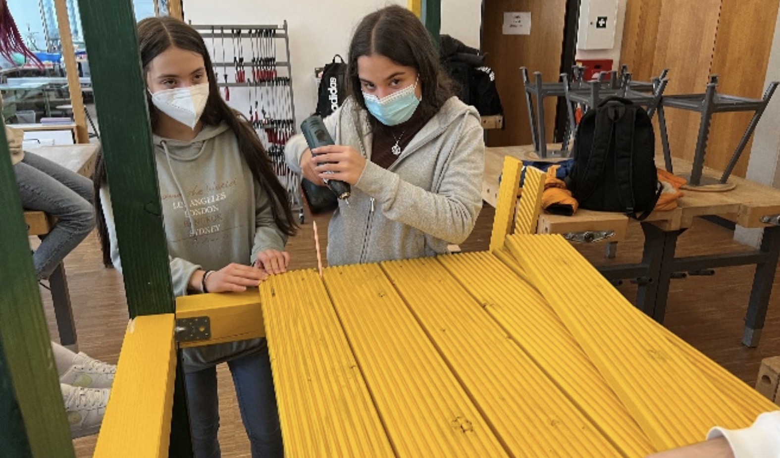 4331F799-EF25-4664-9FDD-3EEB65E52D86