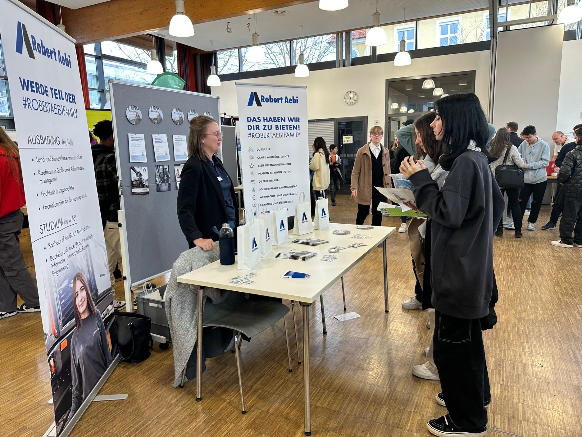 28D30067-4EEC-439B-8DC4-E77A5F6D516E-1